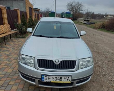 Серый Шкода Суперб, объемом двигателя 1.8 л и пробегом 188 тыс. км за 6000 $, фото 4 на Automoto.ua