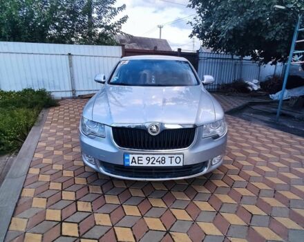 Серый Шкода Суперб, объемом двигателя 1.8 л и пробегом 212 тыс. км за 7000 $, фото 1 на Automoto.ua
