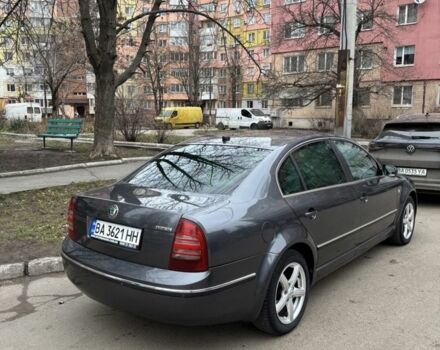 Сірий Шкода Суперб, об'ємом двигуна 2.5 л та пробігом 365 тис. км за 3500 $, фото 1 на Automoto.ua
