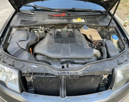 Серый Шкода Суперб, объемом двигателя 2.5 л и пробегом 200 тыс. км за 5500 $, фото 4 на Automoto.ua