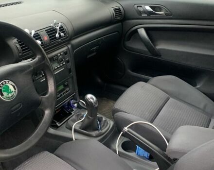 Серый Шкода Суперб, объемом двигателя 1.9 л и пробегом 330 тыс. км за 2600 $, фото 6 на Automoto.ua