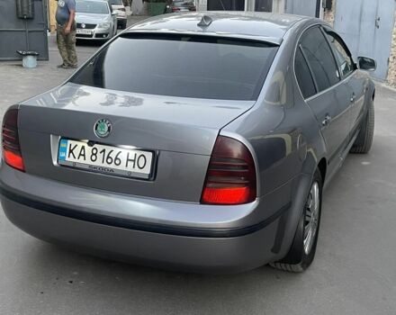Серый Шкода Суперб, объемом двигателя 1.8 л и пробегом 320 тыс. км за 5000 $, фото 6 на Automoto.ua
