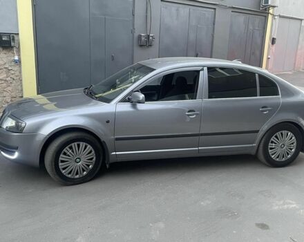 Серый Шкода Суперб, объемом двигателя 1.8 л и пробегом 320 тыс. км за 5000 $, фото 2 на Automoto.ua