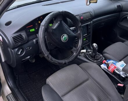 Сірий Шкода Суперб, об'ємом двигуна 1.9 л та пробігом 480 тис. км за 4555 $, фото 13 на Automoto.ua