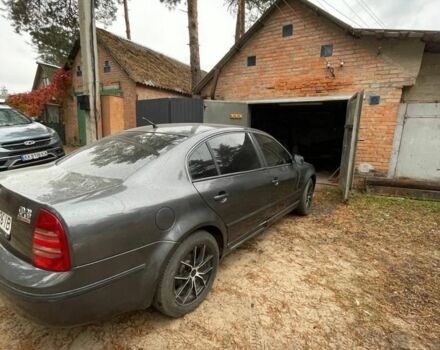 Серый Шкода Суперб, объемом двигателя 1.9 л и пробегом 400 тыс. км за 4700 $, фото 6 на Automoto.ua