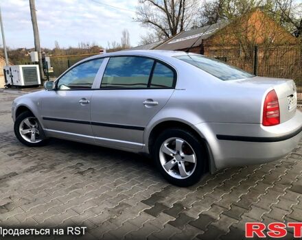 Шкода Суперб 2005 в Кривом Роге на Automoto.ua Серый Шкода Суперб, объемом двигателя 1.9 л и пробегом 324 тыс. км за 3200 $, фото 3 на Automoto.ua