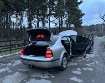 Сірий Шкода Суперб, об'ємом двигуна 1.9 л та пробігом 327 тис. км за 1950 $, фото 12 на Automoto.ua