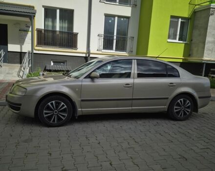 Серый Шкода Суперб, объемом двигателя 1.8 л и пробегом 351 тыс. км за 4650 $, фото 1 на Automoto.ua