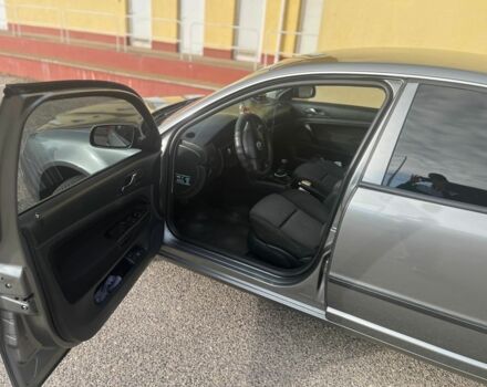 Сірий Шкода Суперб, об'ємом двигуна 1.9 л та пробігом 329 тис. км за 5400 $, фото 3 на Automoto.ua