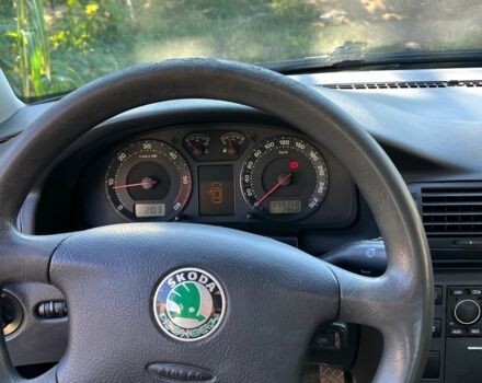 Шкода Суперб 2006 в Павлограде на Automoto.ua Серый Шкода Суперб, объемом двигателя 2.5 л и пробегом 200 тыс. км за 3000 $, фото 4 на Automoto.ua