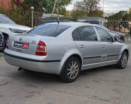 Сірий Шкода Суперб, об'ємом двигуна 1.8 л та пробігом 307 тис. км за 4390 $, фото 6 на Automoto.ua