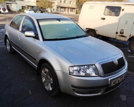 Серый Шкода Суперб, объемом двигателя 1.8 л и пробегом 892 тыс. км за 1991 $, фото 2 на Automoto.ua