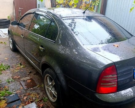 Сірий Шкода Суперб, об'ємом двигуна 1.8 л та пробігом 140 тис. км за 6200 $, фото 1 на Automoto.ua