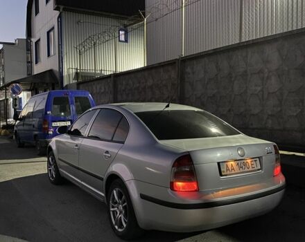 Серый Шкода Суперб, объемом двигателя 1.8 л и пробегом 392 тыс. км за 4600 $, фото 1 на Automoto.ua