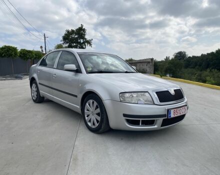 Сірий Шкода Суперб, об'ємом двигуна 2.5 л та пробігом 300 тис. км за 3200 $, фото 3 на Automoto.ua