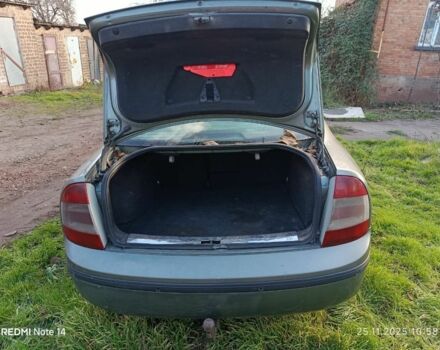 Серый Шкода Суперб, объемом двигателя 0 л и пробегом 250 тыс. км за 2200 $, фото 2 на Automoto.ua