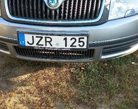 Серый Шкода Суперб, объемом двигателя 0 л и пробегом 417 тыс. км за 2400 $, фото 2 на Automoto.ua