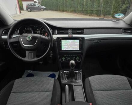 Серый Шкода Суперб, объемом двигателя 1.8 л и пробегом 170 тыс. км за 2100 $, фото 11 на Automoto.ua