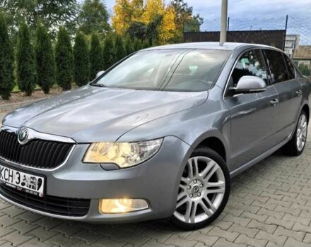 Серый Шкода Суперб, объемом двигателя 1.8 л и пробегом 170 тыс. км за 2100 $, фото 1 на Automoto.ua