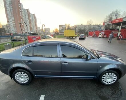 Серый Шкода Суперб, объемом двигателя 1.8 л и пробегом 383 тыс. км за 5000 $, фото 4 на Automoto.ua