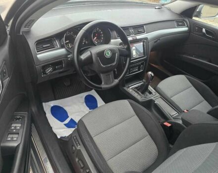 Серый Шкода Суперб, объемом двигателя 1.8 л и пробегом 170 тыс. км за 2100 $, фото 13 на Automoto.ua