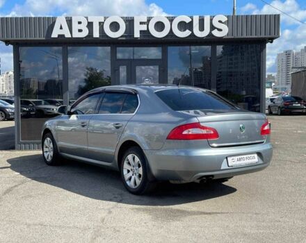 Серый Шкода Суперб, объемом двигателя 2 л и пробегом 266 тыс. км за 10290 $, фото 4 на Automoto.ua