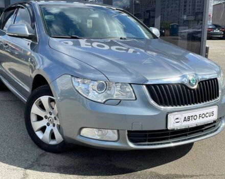 Серый Шкода Суперб, объемом двигателя 2 л и пробегом 266 тыс. км за 10290 $, фото 1 на Automoto.ua