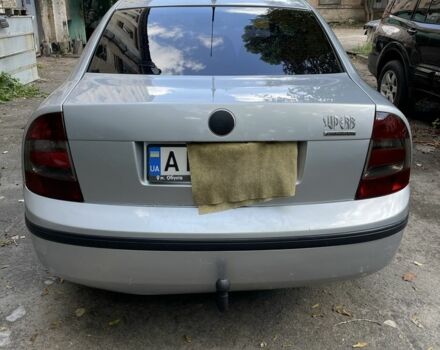 Серый Шкода Суперб, объемом двигателя 1.8 л и пробегом 284 тыс. км за 4600 $, фото 3 на Automoto.ua