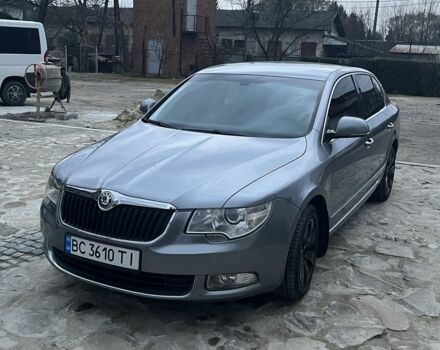 Серый Шкода Суперб, объемом двигателя 2 л и пробегом 360 тыс. км за 7800 $, фото 1 на Automoto.ua