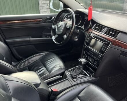 Серый Шкода Суперб, объемом двигателя 2 л и пробегом 270 тыс. км за 9200 $, фото 5 на Automoto.ua