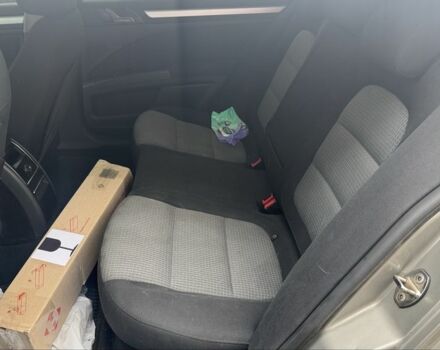 Серый Шкода Суперб, объемом двигателя 1.6 л и пробегом 240 тыс. км за 7000 $, фото 5 на Automoto.ua