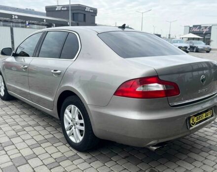 Серый Шкода Суперб, объемом двигателя 2 л и пробегом 269 тыс. км за 10700 $, фото 4 на Automoto.ua