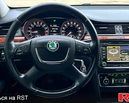 Сірий Шкода Суперб, об'ємом двигуна 2 л та пробігом 316 тис. км за 9300 $, фото 11 на Automoto.ua