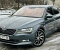 Сірий Шкода Суперб, об'ємом двигуна 2 л та пробігом 300 тис. км за 16500 $, фото 1 на Automoto.ua