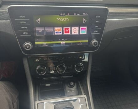 Сірий Шкода Суперб, об'ємом двигуна 2 л та пробігом 225 тис. км за 18200 $, фото 15 на Automoto.ua