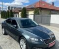 Серый Шкода Суперб, объемом двигателя 2 л и пробегом 297 тыс. км за 19500 $, фото 1 на Automoto.ua