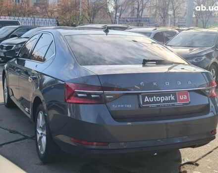 Серый Шкода Суперб, объемом двигателя 2 л и пробегом 139 тыс. км за 29990 $, фото 10 на Automoto.ua