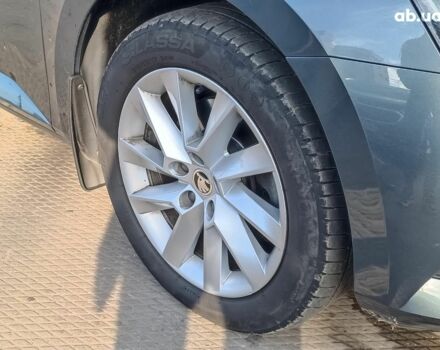 Серый Шкода Суперб, объемом двигателя 2 л и пробегом 139 тыс. км за 29990 $, фото 4 на Automoto.ua