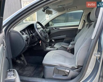 Серый Шкода Суперб, объемом двигателя 1.8 л и пробегом 162 тыс. км за 8790 $, фото 8 на Automoto.ua