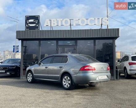 Серый Шкода Суперб, объемом двигателя 1.8 л и пробегом 162 тыс. км за 8790 $, фото 4 на Automoto.ua