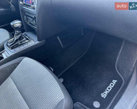 Серый Шкода Суперб, объемом двигателя 1.8 л и пробегом 211 тыс. км за 7800 $, фото 15 на Automoto.ua