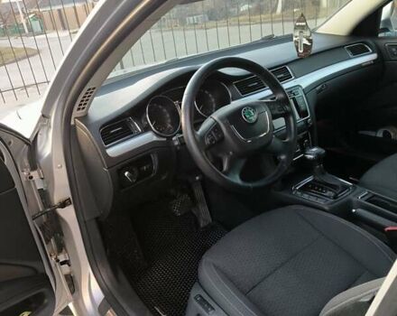 Сірий Шкода Суперб, об'ємом двигуна 2 л та пробігом 259 тис. км за 10499 $, фото 8 на Automoto.ua