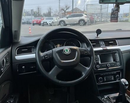 Серый Шкода Суперб, объемом двигателя 1.4 л и пробегом 239 тыс. км за 6900 $, фото 12 на Automoto.ua