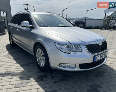 Серый Шкода Суперб, объемом двигателя 1.97 л и пробегом 355 тыс. км за 7700 $, фото 1 на Automoto.ua