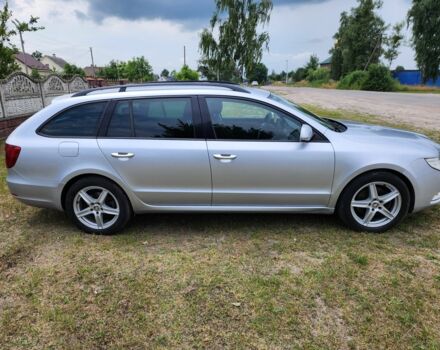 Сірий Шкода Суперб, об'ємом двигуна 2 л та пробігом 365 тис. км за 7999 $, фото 7 на Automoto.ua
