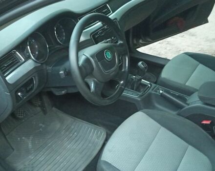 Сірий Шкода Суперб, об'ємом двигуна 1.8 л та пробігом 225 тис. км за 8000 $, фото 7 на Automoto.ua