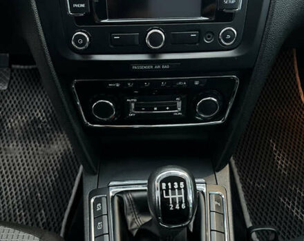 Серый Шкода Суперб, объемом двигателя 1.4 л и пробегом 239 тыс. км за 6900 $, фото 20 на Automoto.ua