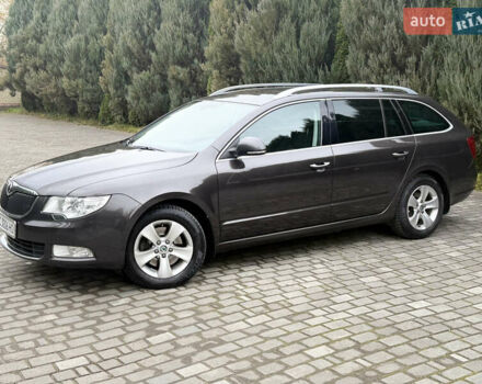 Серый Шкода Суперб, объемом двигателя 1.97 л и пробегом 270 тыс. км за 11700 $, фото 18 на Automoto.ua