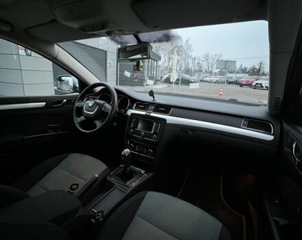 Серый Шкода Суперб, объемом двигателя 1.4 л и пробегом 239 тыс. км за 6900 $, фото 22 на Automoto.ua