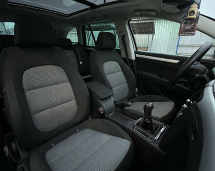 Серый Шкода Суперб, объемом двигателя 1.4 л и пробегом 239 тыс. км за 6900 $, фото 25 на Automoto.ua